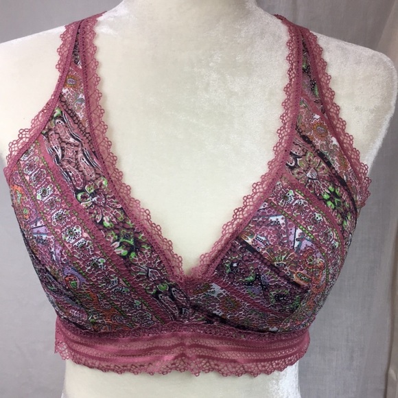 *NWT Victoria Secret Lace Bralette - Picture 2 of 7